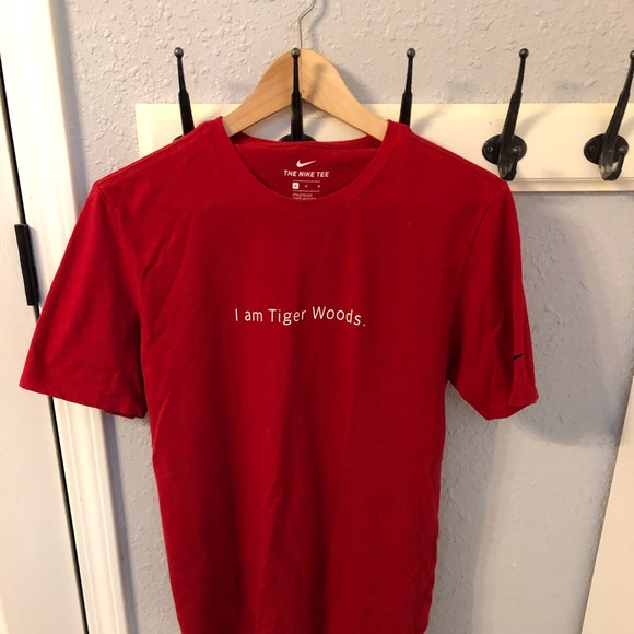 i am tiger woods t shirt